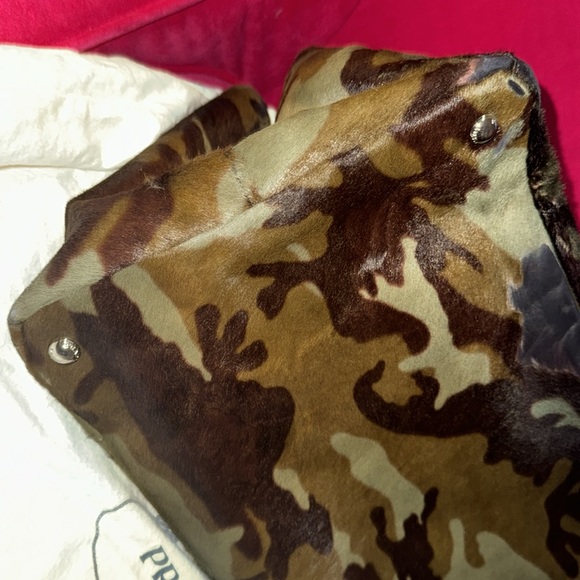 Prada pony hair Camouflage Tote Bag - Picture 9 of 16